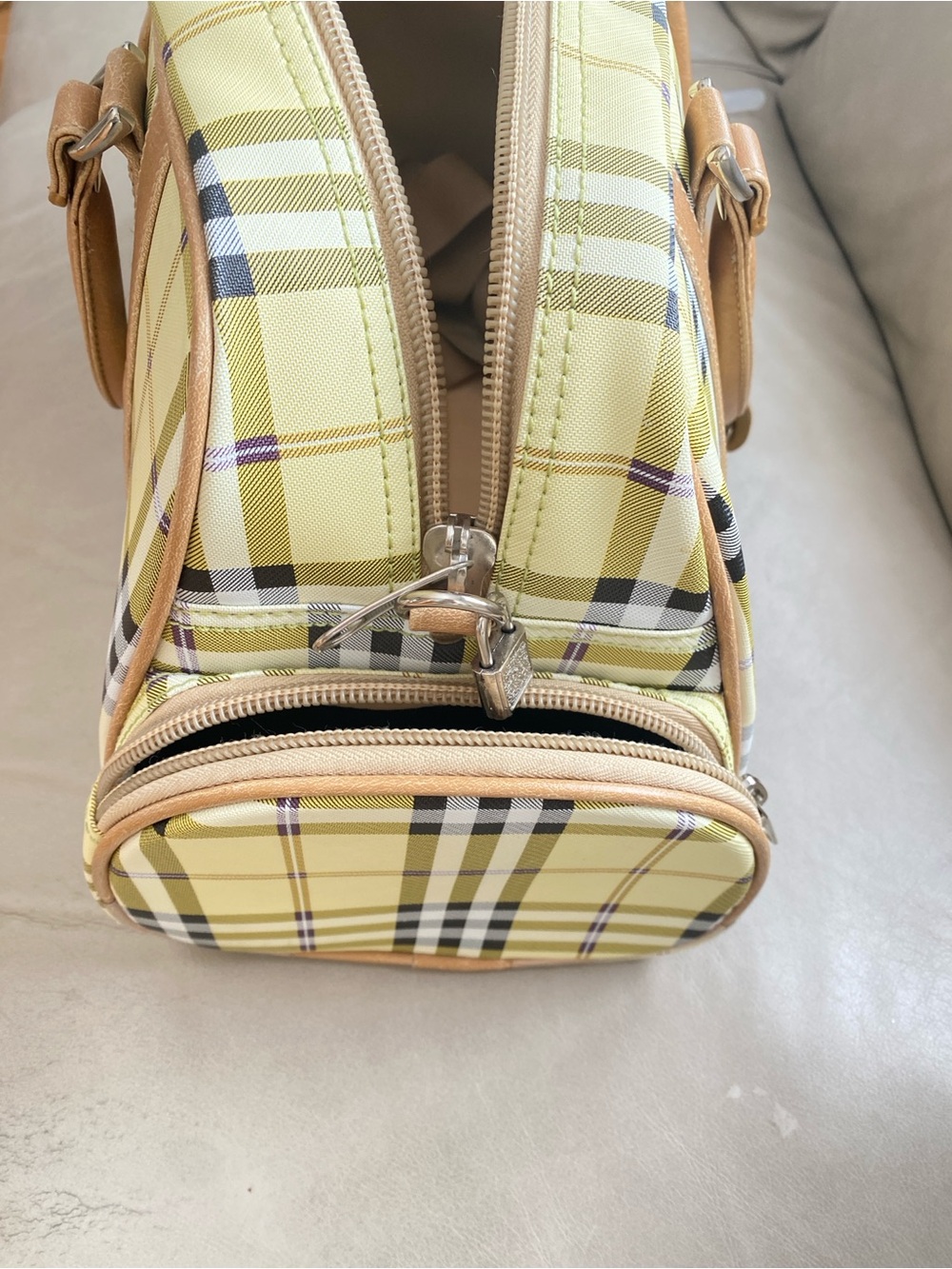 Metro waterproof Yellow Plaid Travel Bag with Tan Trim - Picture 5 of 9